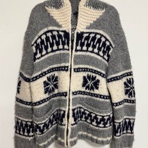 GAP Gray and Cream Knit Cardigan